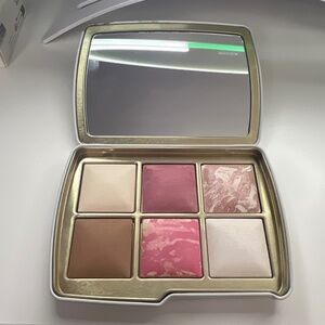 Hourglass Ambient Lighting Palette